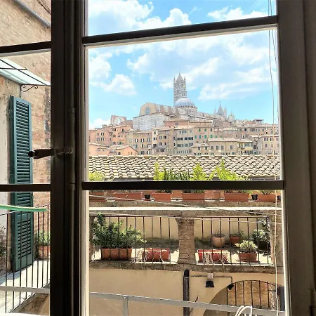 Camporegio 31- In Centro Con Vista Sul Duomo דירה סיינה